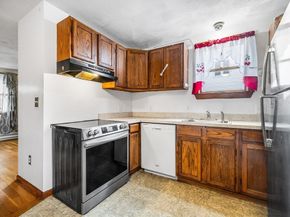 21 Hillside Avenue 21, Everett MA 02149