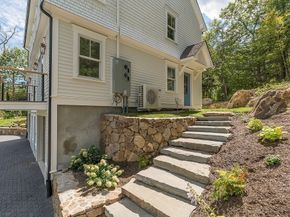 5 Samoset Rd B, Gloucester MA 01930