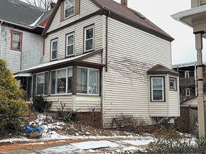 37 Longfellow St, Boston MA 02122