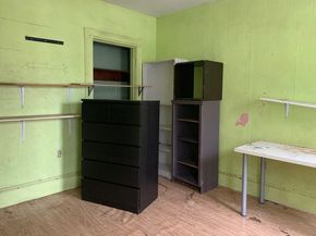 37 Longfellow St, Boston MA 02122