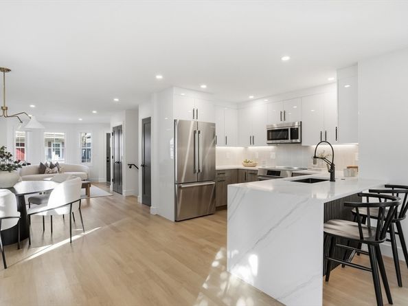 79 Moreland St 79, Somerville MA 02145