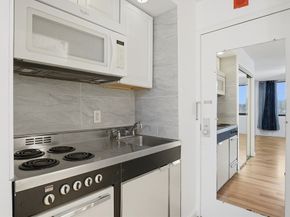 70 Southbridge Street 310, Worcester MA 01608