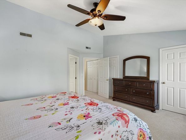 51 John Drive 51, Grafton MA 01536