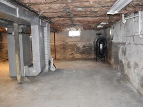 796 Charlton Street, Southbridge MA 01550