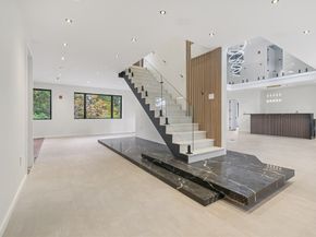 883 Greendale Ave, Needham MA 02492