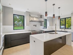 883 Greendale Ave, Needham MA 02492