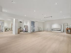 883 Greendale Ave, Needham MA 02492