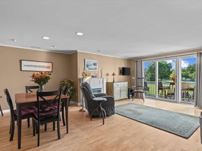 126 Merrimac St 47, Newburyport MA 01950