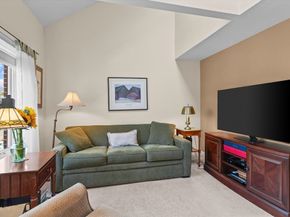 126 Merrimac St 47, Newburyport MA 01950