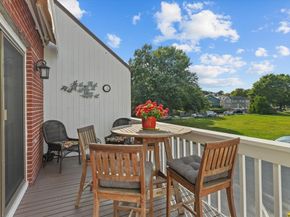 126 Merrimac St 47, Newburyport MA 01950