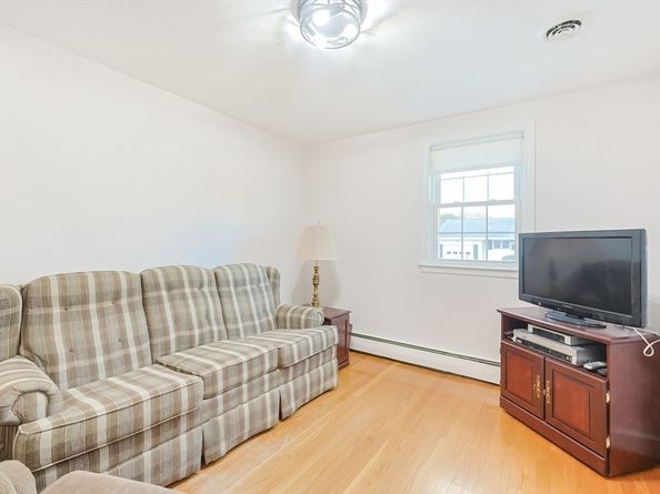 18 Divittorio Drive, Milford MA 01757