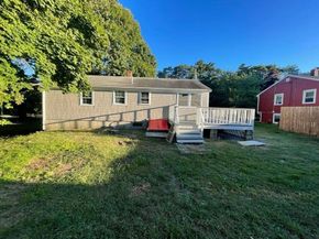 952 Head Of Bay Rd, Plymouth MA 02360