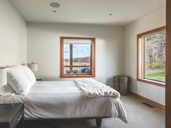 154 Argilla Rd, Ipswich MA 01938