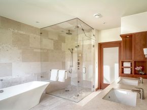 154 Argilla Rd, Ipswich MA 01938