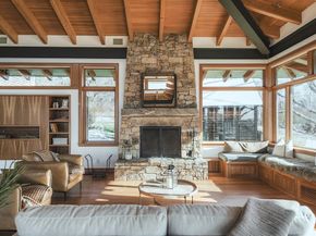 154 Argilla Rd, Ipswich MA 01938