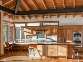 154 Argilla Rd, Ipswich MA 01938