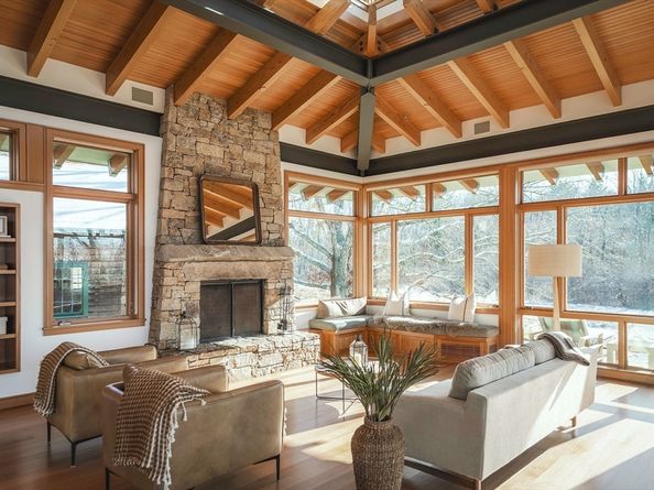 154 Argilla Rd, Ipswich MA 01938