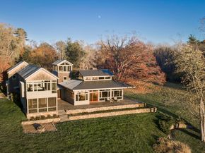 154 Argilla Rd, Ipswich MA 01938