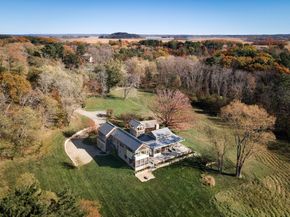 154 Argilla Rd, Ipswich MA 01938