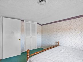 37 Pinewood Ave, Billerica MA 01821