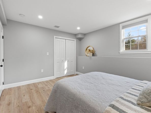 1686 Washington Street, Walpole MA 02081