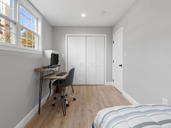 1686 Washington Street, Walpole MA 02081