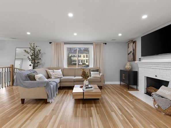 1686 Washington Street, Walpole MA 02081