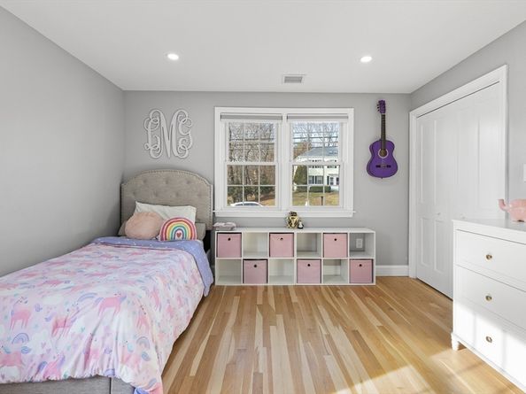 1686 Washington Street, Walpole MA 02081