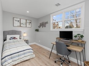 1686 Washington Street, Walpole MA 02081