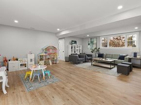 1686 Washington Street, Walpole MA 02081