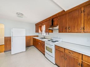 13 Washington Ave, Ashland MA 01721