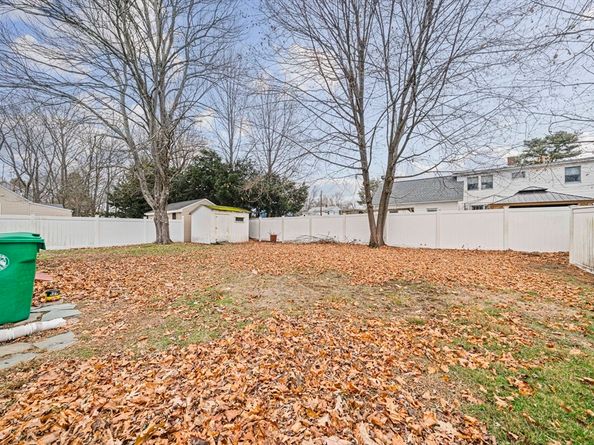 13 Washington Ave, Ashland MA 01721