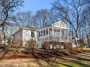 28 Van Norden Rd, Woburn MA 01801