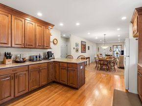 28 Van Norden Rd, Woburn MA 01801