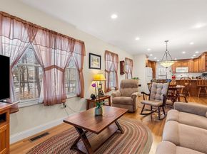 28 Van Norden Rd, Woburn MA 01801