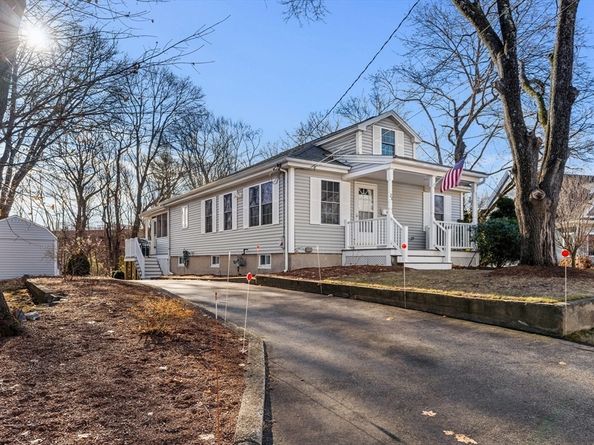 28 Van Norden Rd, Woburn MA 01801