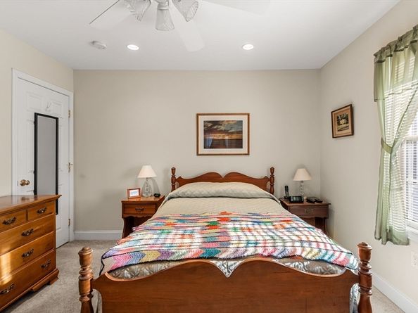 28 Van Norden Rd, Woburn MA 01801