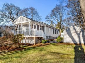 28 Van Norden Rd, Woburn MA 01801