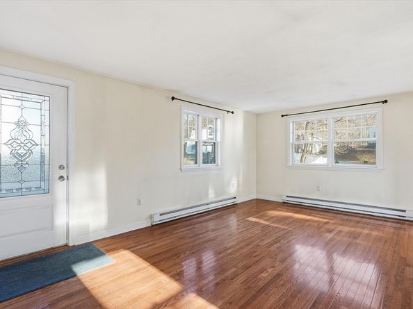 11 Larchmont Street, Lynn MA 01904