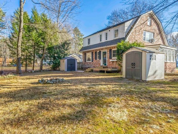 5 Richardson St., Medway MA 02053