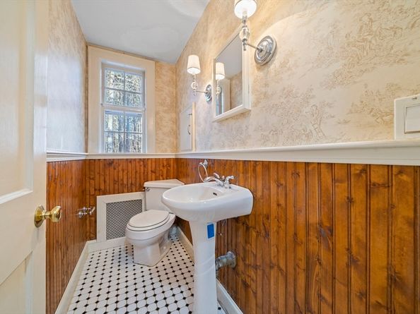 5 Richardson St., Medway MA 02053