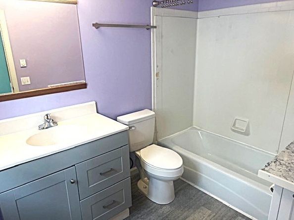 43 Hamilton St 24, Leominster MA 01453