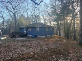 8 Molloy Rd, Georgetown MA 01833