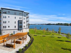 16 Franklin Street 1303, Salem MA 01970