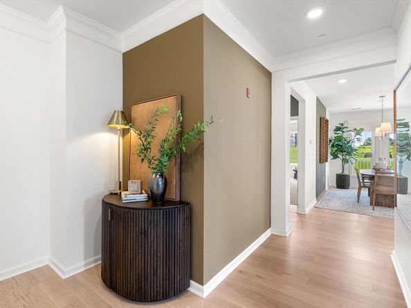 5 Peters Farm Way 207, Westborough MA 01581