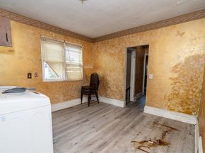 17 Garland Ave, Malden MA 02148