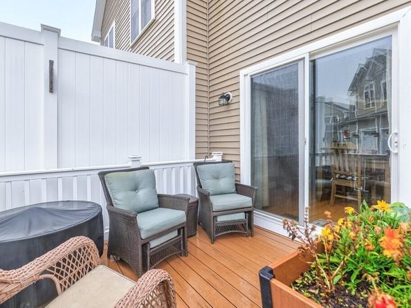 85 Maple Ave A, Rutland MA 01543