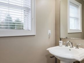 85 Maple Ave A, Rutland MA 01543