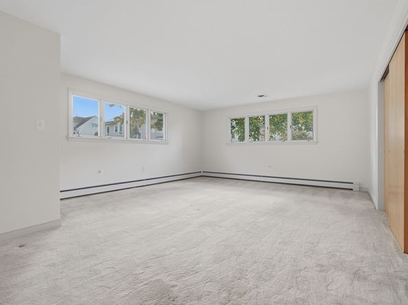 31-37 Washington Ave, Waltham MA 02453