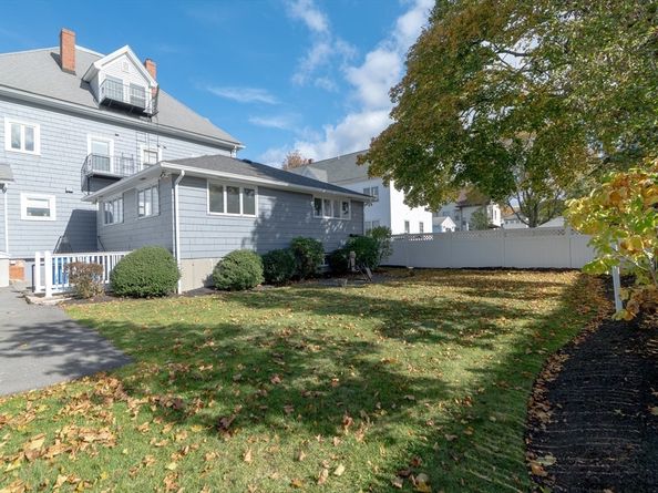 31-37 Washington Ave, Waltham MA 02453